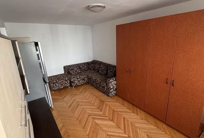 Garsonieră decomandată în Cetate - 3