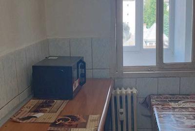 Garsonieră decomandată în Central - 5
