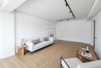 Apartament cu 3 camere decomandat în Ștrand
