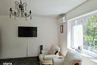 Apartament cu 4 camere în Central