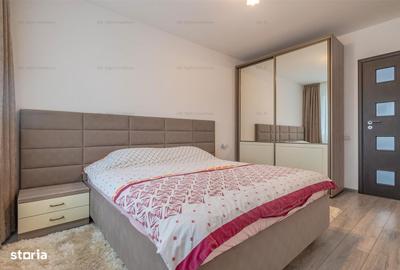 Apartament cu 3 camere decomandat, mobilat în Tractorul - 2