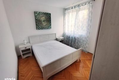 Apartament cu 3 camere decomandat în Dristor