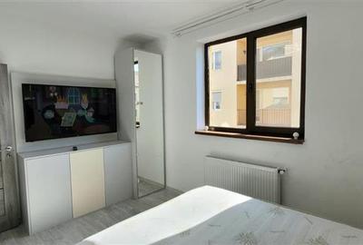 Apartament cu 3 camere decomandat, mobilat în Hipodrom 3 - 10
