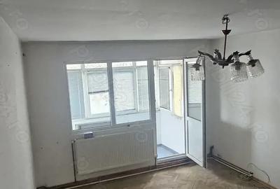 Apartament cu 2 camere semidecomandat în Brazda lui Novac - 2