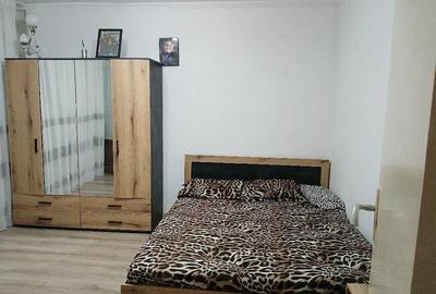 Apartament cu 3 camere decomandat în Central - 1
