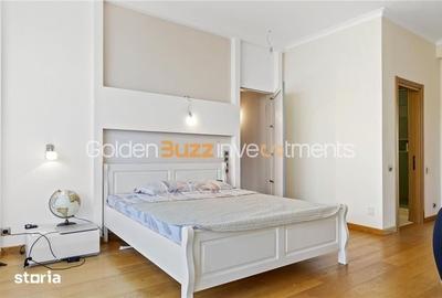 Casă cu 8 camere cu Teren 2000 Mp în Central