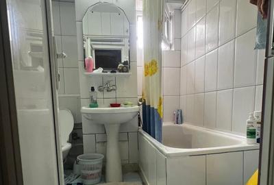 Apartament cu 3 camere decomandat, mobilat în Central - 12
