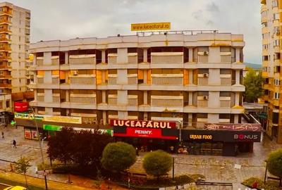 Spațiu comercial, de 11,000 mp, în Central - 3