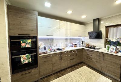 Apartament cu 2 camere decomandat, mobilat în Carpați 2