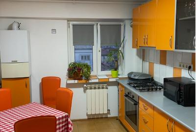Apartament cu 3 camere decomandat, mobilat în Central - 2