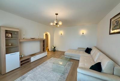 Apartament cu 3 camere decomandat, mobilat în Vitan Mall