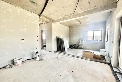 Duplex cu 4 camere cu Canalizare în Moșnița Veche - 4