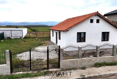Casă cu 2 camere cu Teren 475 Mp în Șura Mică