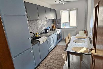 Casă cu 3 camere cu Teren 640 Mp în Central - 2