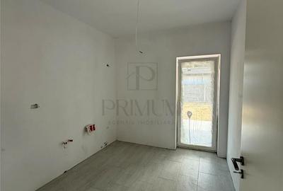 Casă cu 3 camere cu Teren 300 Mp în Moșnița Nouă