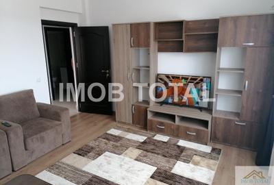 Apartament cu 2 camere decomandat în Prundu