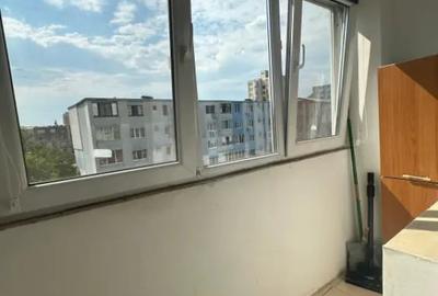 Garsonieră semidecomandată în Central