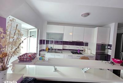 Apartament cu 3 camere decomandat în Ultracentral