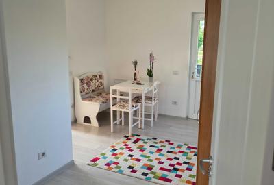 Casă cu 2 camere cu Teren 250 Mp în Lisaura