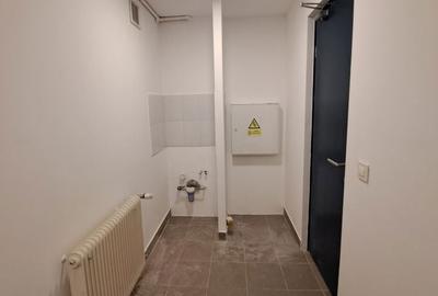 Spațiu comercial, de 60 mp, în Gării - 9