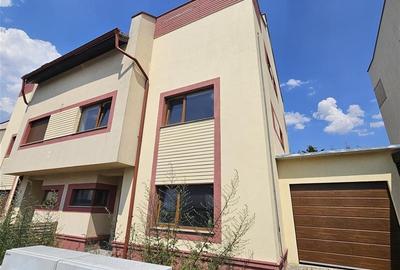Duplex cu 10 camere cu Garaj în Bună Ziua - 1
