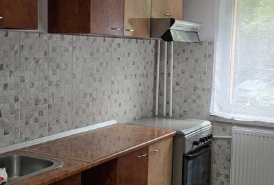 Apartament cu 2 camere decomandat în Exterior Vest