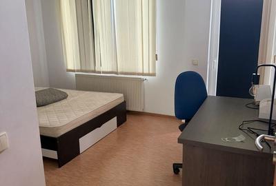Apartament cu 3 camere decomandat în Câmpului - 2