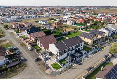 Duplex cu 4 camere cu Canalizare în Dumbrăvița - 40