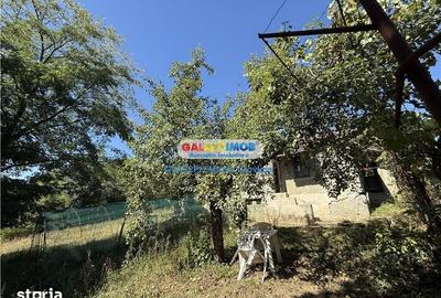 Casă cu 3 camere cu Teren 1200 Mp în Central