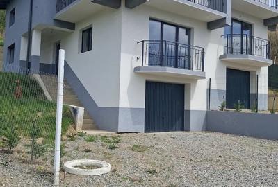 Casă cu 3 camere cu Teren 4 Mp în Central