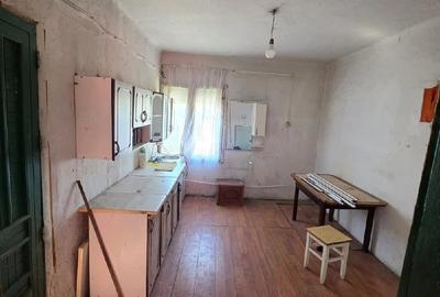 Casă cu 1 camere cu Teren 150 Mp în Muncitoresc