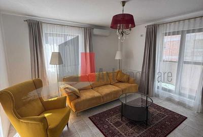 Apartament cu 3 camere decomandat în Rudeni