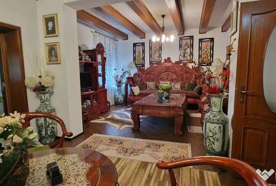 Casă cu 5 camere cu Teren 338 Mp în Sud