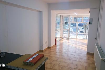 Spațiu comercial, de 44 mp, în Micro 14 - 2