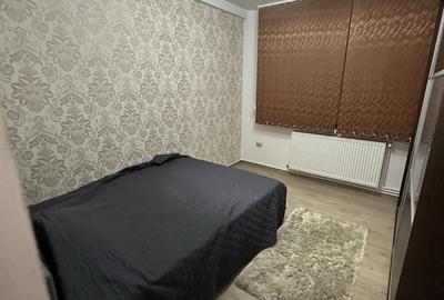 Casă cu 3 camere decomandat în Central - 1