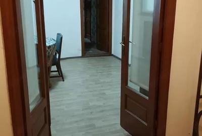 Apartament cu 3 camere decomandat în 1 Decembrie 1918