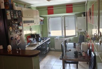 Apartament cu 3 camere decomandat în Central - 7
