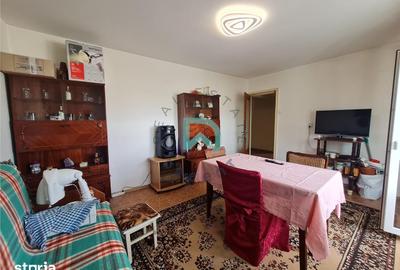 Apartament cu 2 camere decomandat în Dârste