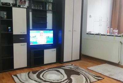 Garsonieră decomandată în Exterior Vest