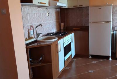 Apartament cu 3 camere decomandat în Central - 4