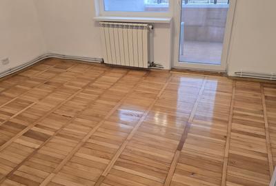Apartament cu 4 camere decomandat în 22 Decembrie - 6