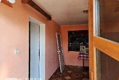 Casă cu 4 camere în Lunca Banului