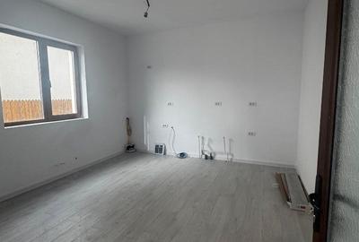 Casă cu 4 camere cu Teren 600 Mp în Filipeștii de Târg - 7