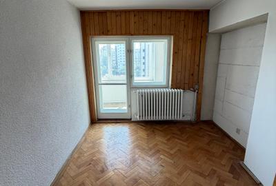 Apartament cu 5 camere semidecomandat în P-ța Unirii - 28