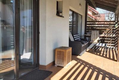 Casă cu Teren 350 Mp în Central