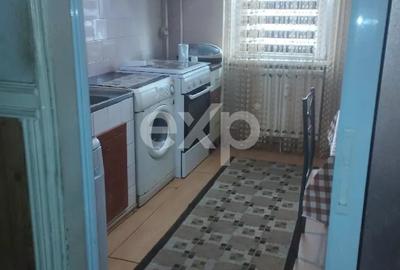 Apartament cu 2 camere decomandat în Prundu