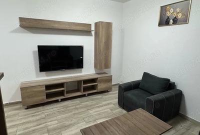 Teren de 55 mp, în Apărătorii Patriei - 3