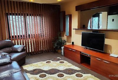 Apartament cu 3 camere decomandat în Frumoasa - 1