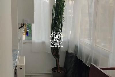 Apartament cu 2 camere decomandat în Nicolina