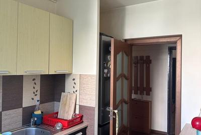 Apartament cu 4 camere decomandat în Titan - 12